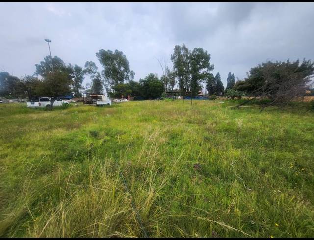 LAND FOR SALE IN BRENTHURST